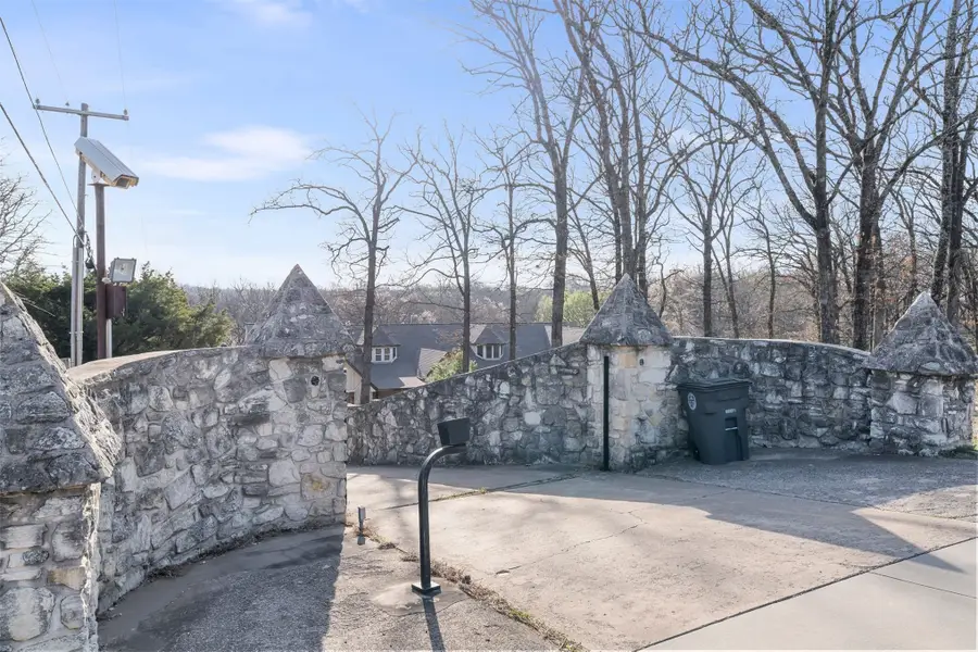7455 S Sleepy Hollow Drive, Tulsa, OK 74136 - #3