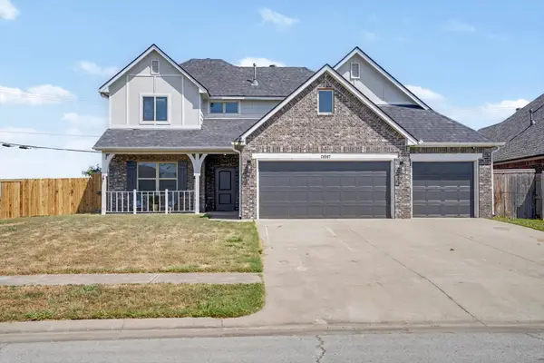 20507 E 31st Place S, Broken Arrow, OK 74014