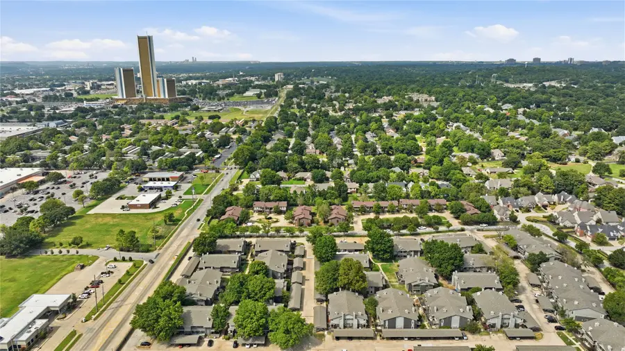 9015 S Delaware Avenue #303, Tulsa, OK 74137 - #3