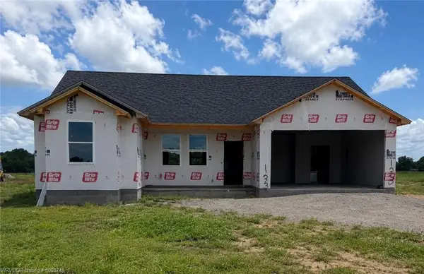 133 Countryside Way, Pocola, OK 74902