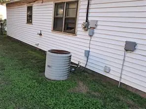 215 9th Se, Ardmore, OK 73401 - #2