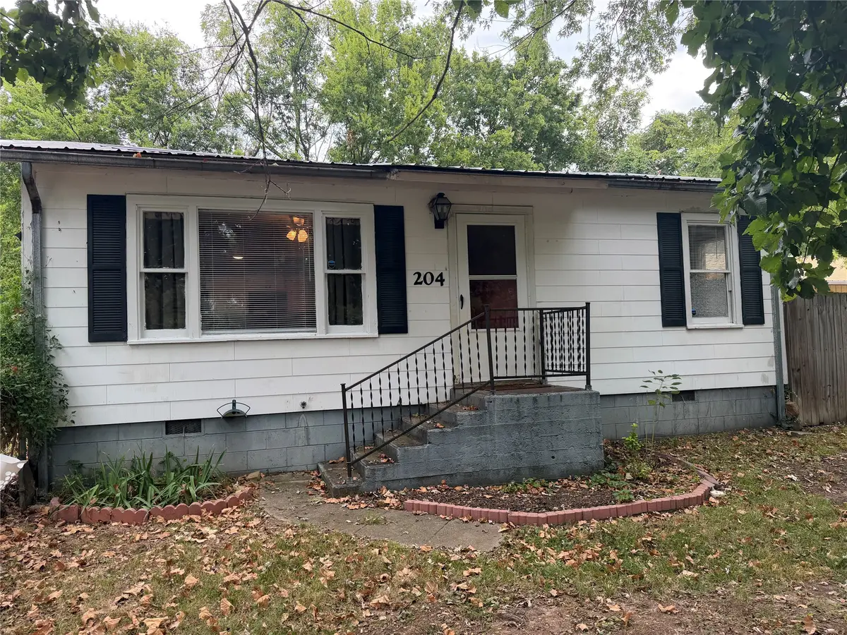 204 W South Street S, Tahlequah, OK 74464 - #1