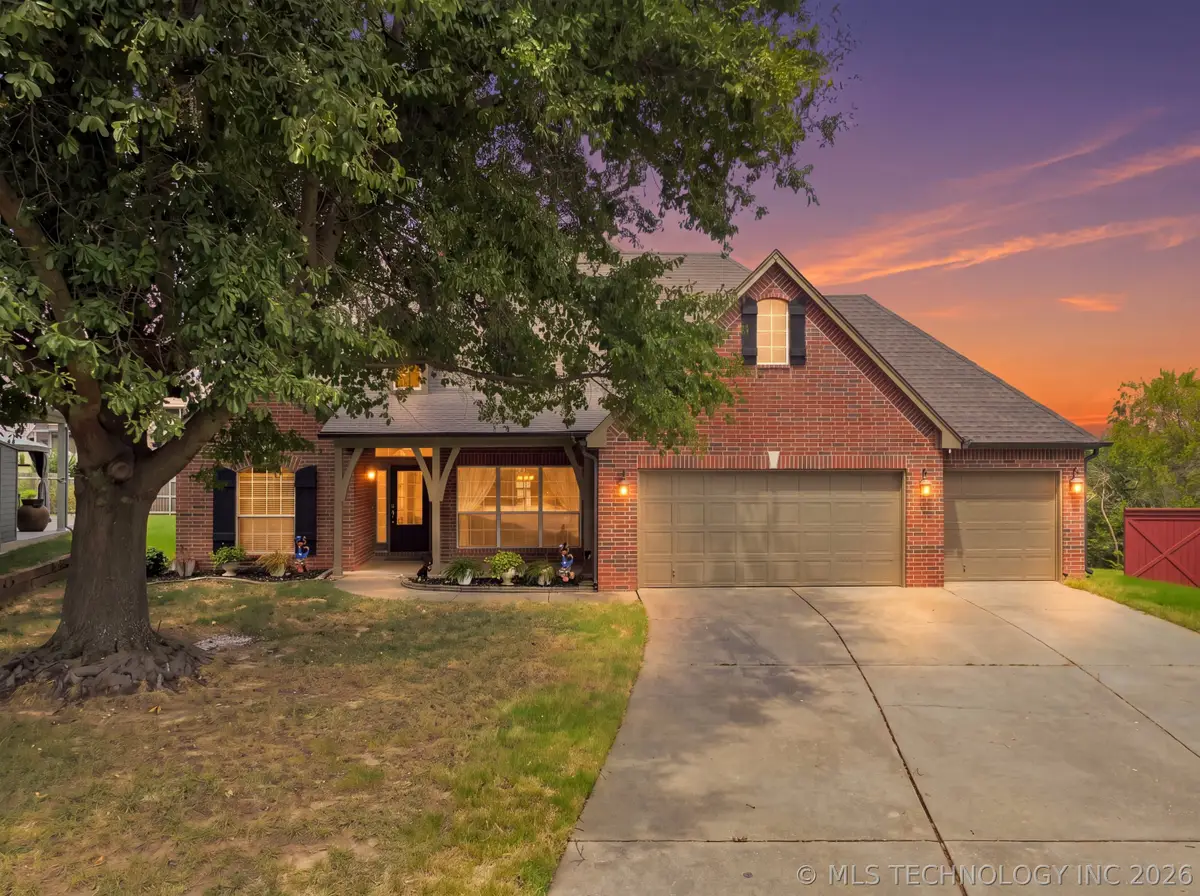 325 E 112th Street S, Jenks, OK 74037 - #1