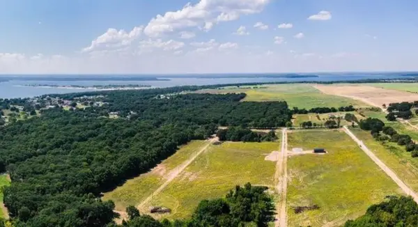 Maximus Lane, Kingston, OK 73439