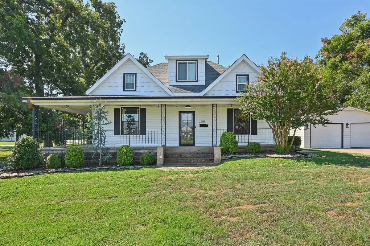 8 W 5th Street, Bixby, OK 74008 - #1