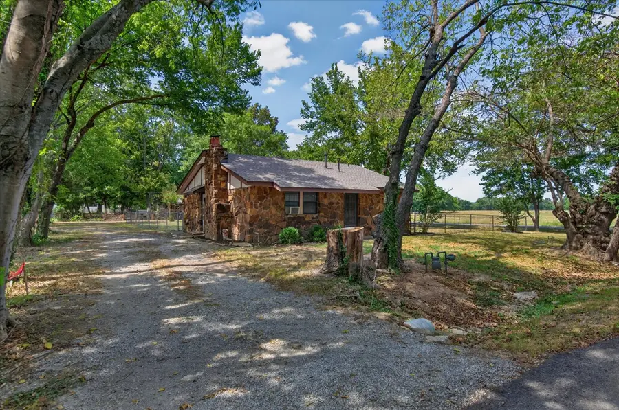 120 Ottawa Avenue, Ramona, OK 74061 - #2