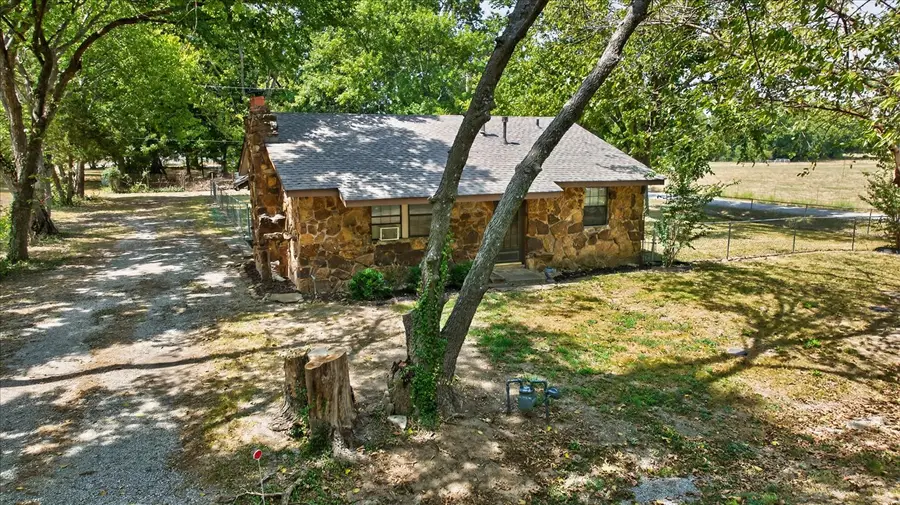 120 Ottawa Avenue, Ramona, OK 74061 - #3