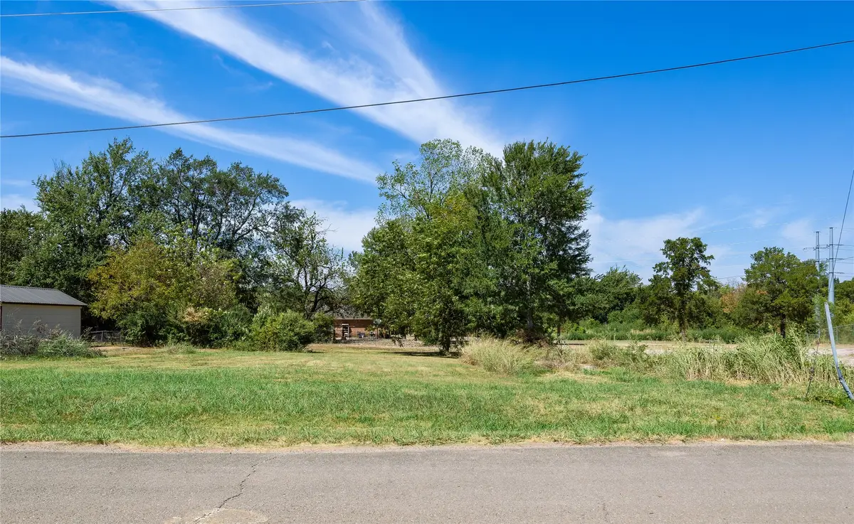 807 N 2nd Street, Hugo, OK 74743 - #1