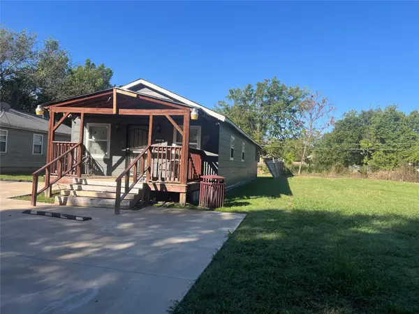 2730 N Trenton Avenue, Tulsa, OK 74106