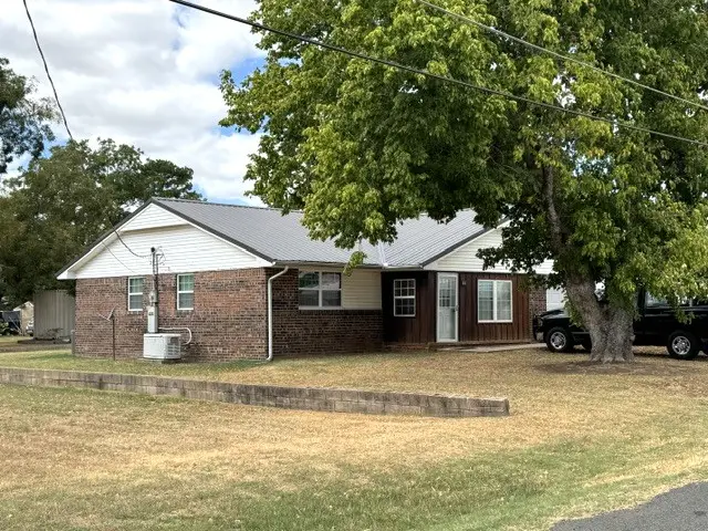 230 N Pecan, Stratford, OK 74872 - #2