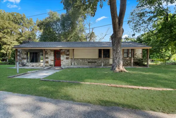 507 W Pine Street, Coweta, OK 74429