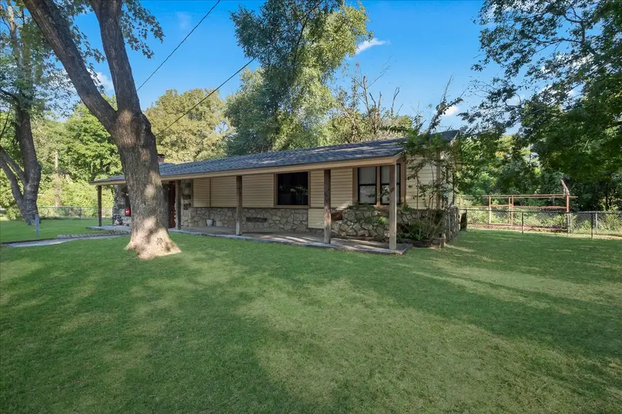 507 W Pine Street, Coweta, OK 74429 - #3