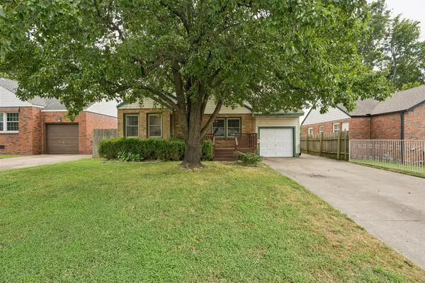 2520 E 2nd Street, Tulsa, OK 74104