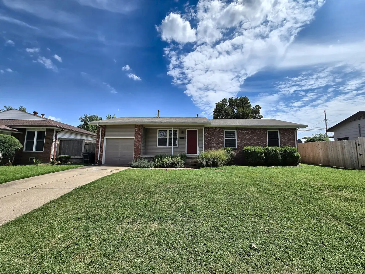 106 W 31 Place S, Sand Springs, OK 74063 - #1