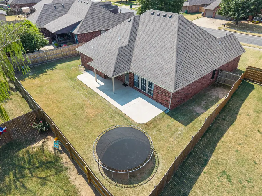 11511 E 102nd Street, Owasso, OK 74055 - #2