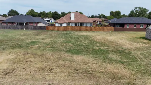 1006 E 14th Street, Cushing, OK 74023