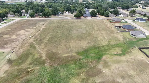E Wilson Avenue, Cushing, OK 74023
