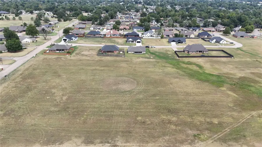 E Wilson Avenue, Cushing, OK 74023 - #3