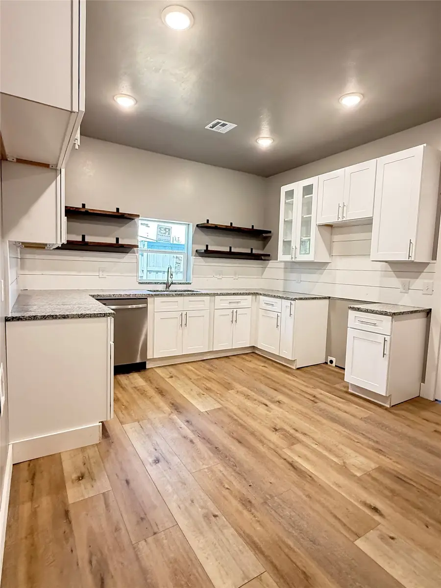 1141 W 1st Street, Sulphur, OK 73086 - #2