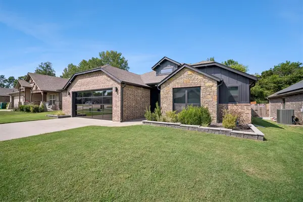 5330 Skylane Drive, Sand Springs, OK 74063