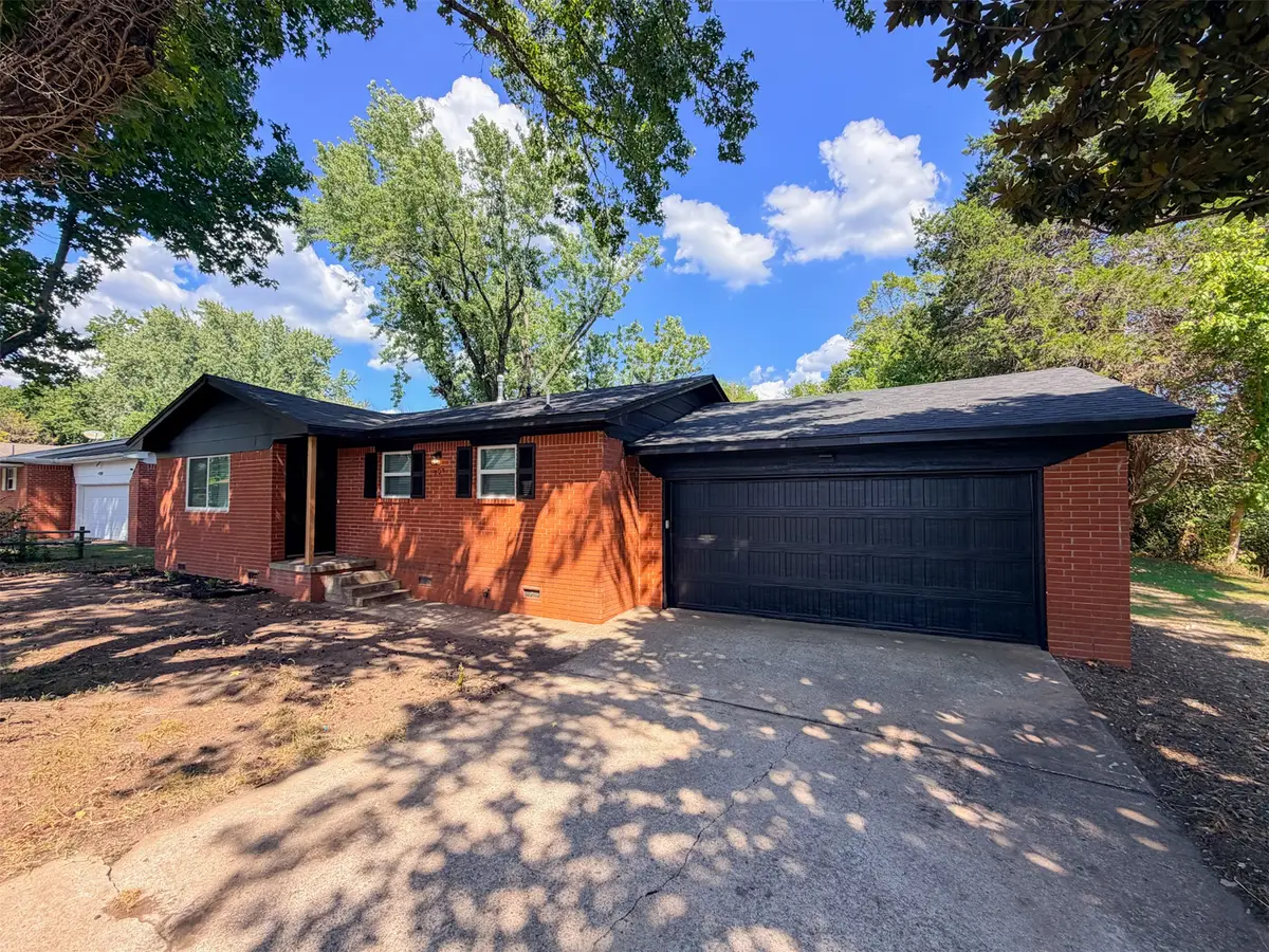 905 Lamer Avenue, Tahlequah, OK 74464 - #1