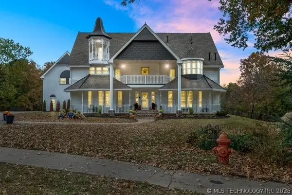 804 E Van Buren Street, Broken Arrow, OK 74011