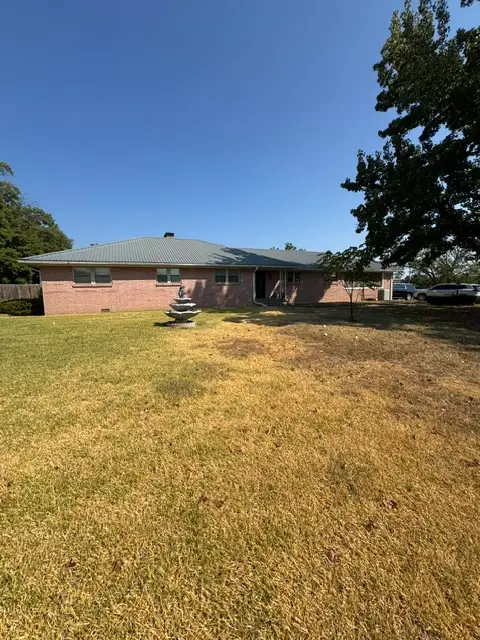 105 E Neff Street, Madill, OK 73446 - #2