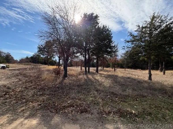 Oakwood Street, Kingston, OK 73439