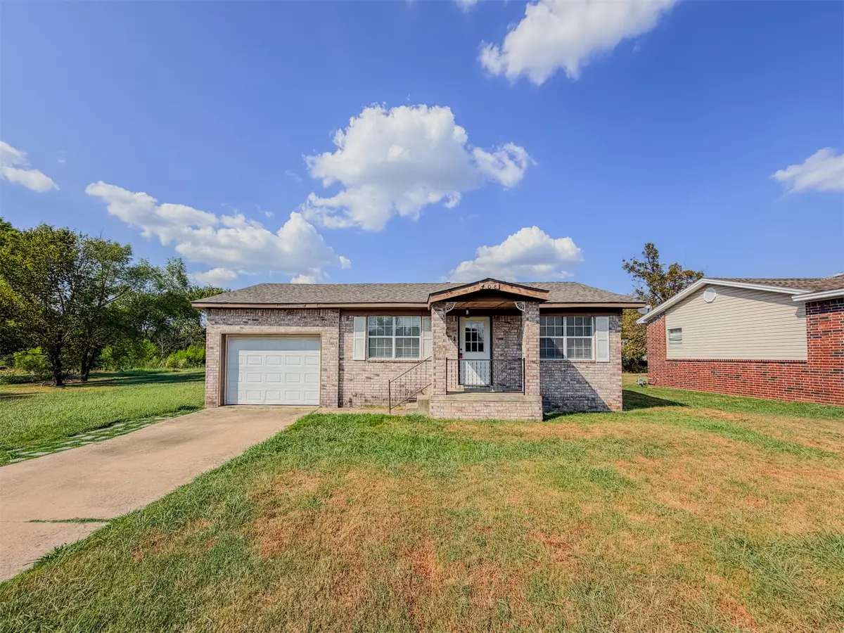 408 SW 13th Street, Wagoner, OK 74467 - #1