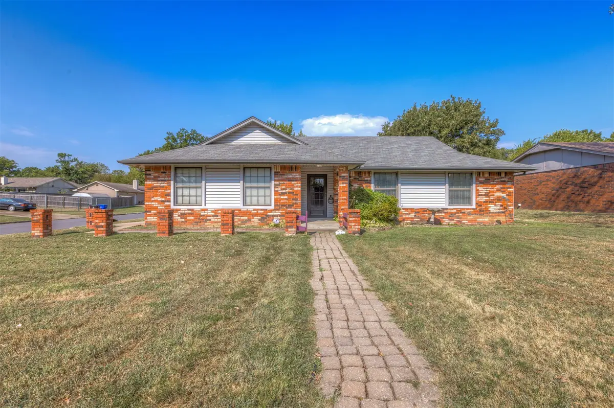 4020 S Birch Place, Broken Arrow, OK 74011 - #1