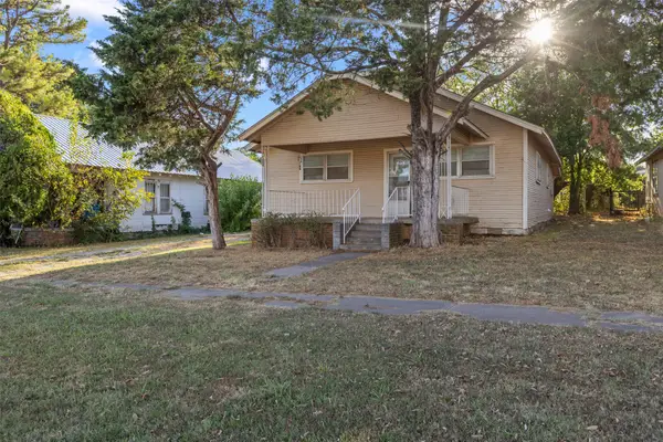 205 Broadway Street, Konawa, OK 74849