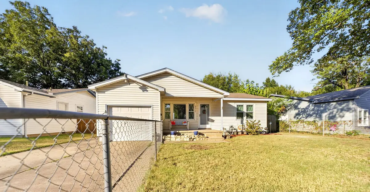 9517 E Newton Place, Tulsa, OK 74115 - #1