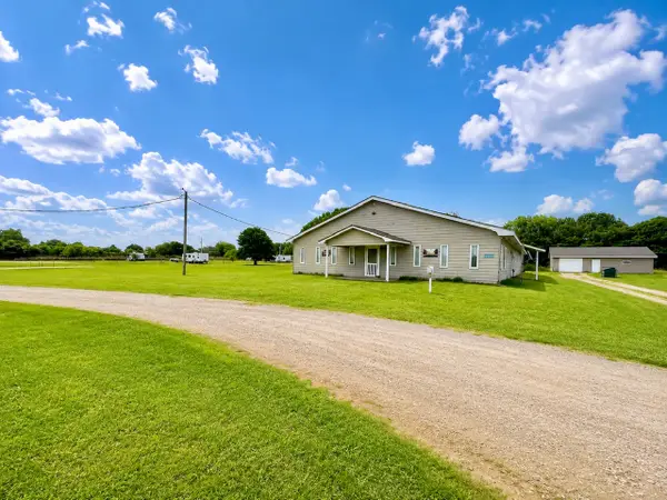 4550 Enos Road, Kingston, OK 73439