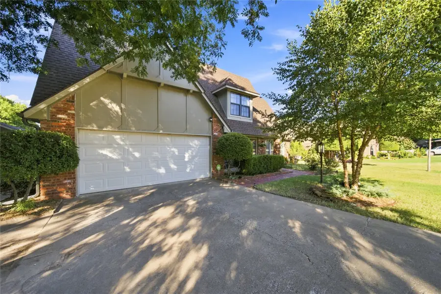 8415 E 107th Street, Tulsa, OK 74133 - #3