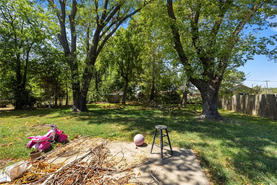 123 N Lincoln Avenue, Wagoner, OK 74467 - #3
