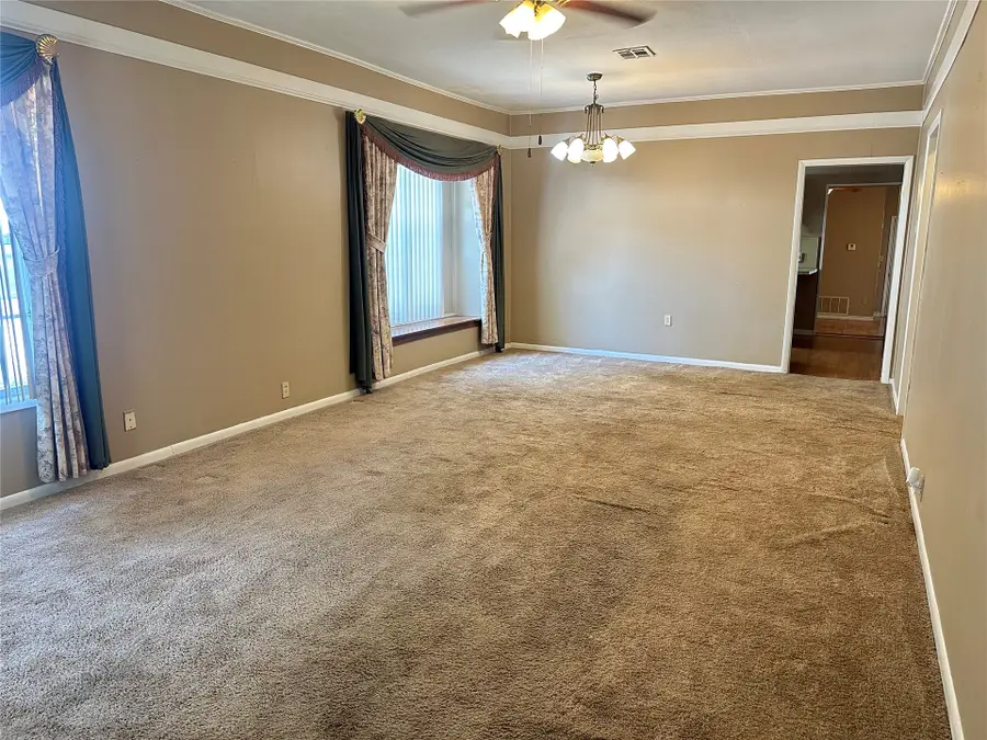 1123 E 9th Street, Okmulgee, OK 74447 - #3