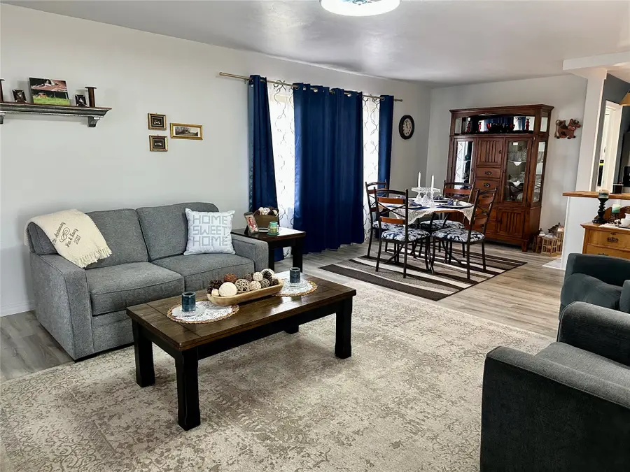 131 S Hyden Avenue, Stratford, OK 74872 - #2