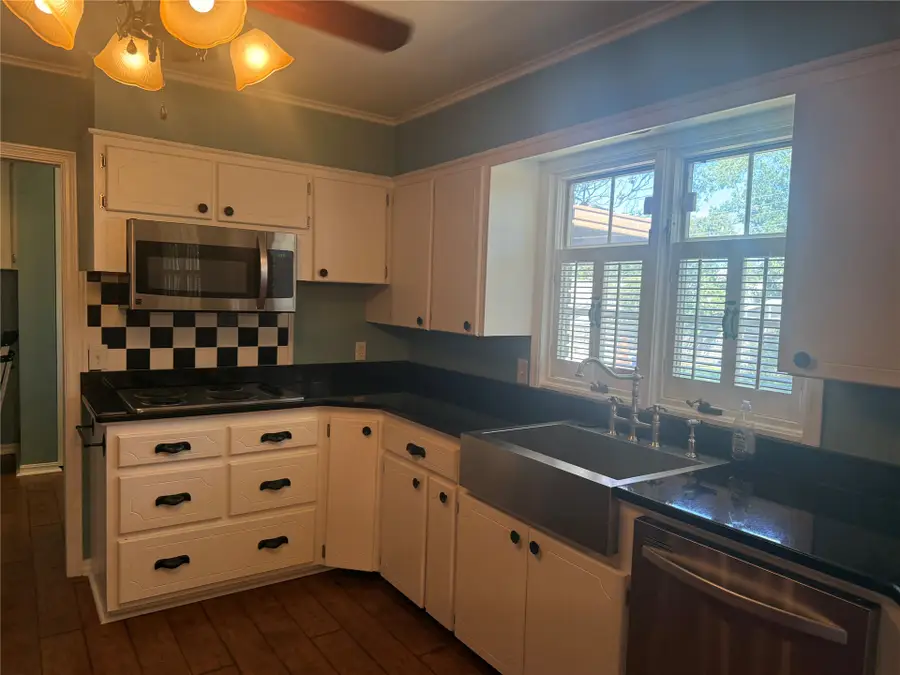 2736 Michael Road, Muskogee, OK 74403 - #2