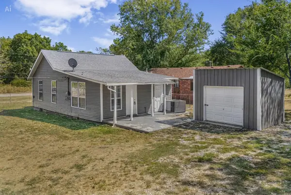 215 S Main Street, Vera, OK 74082