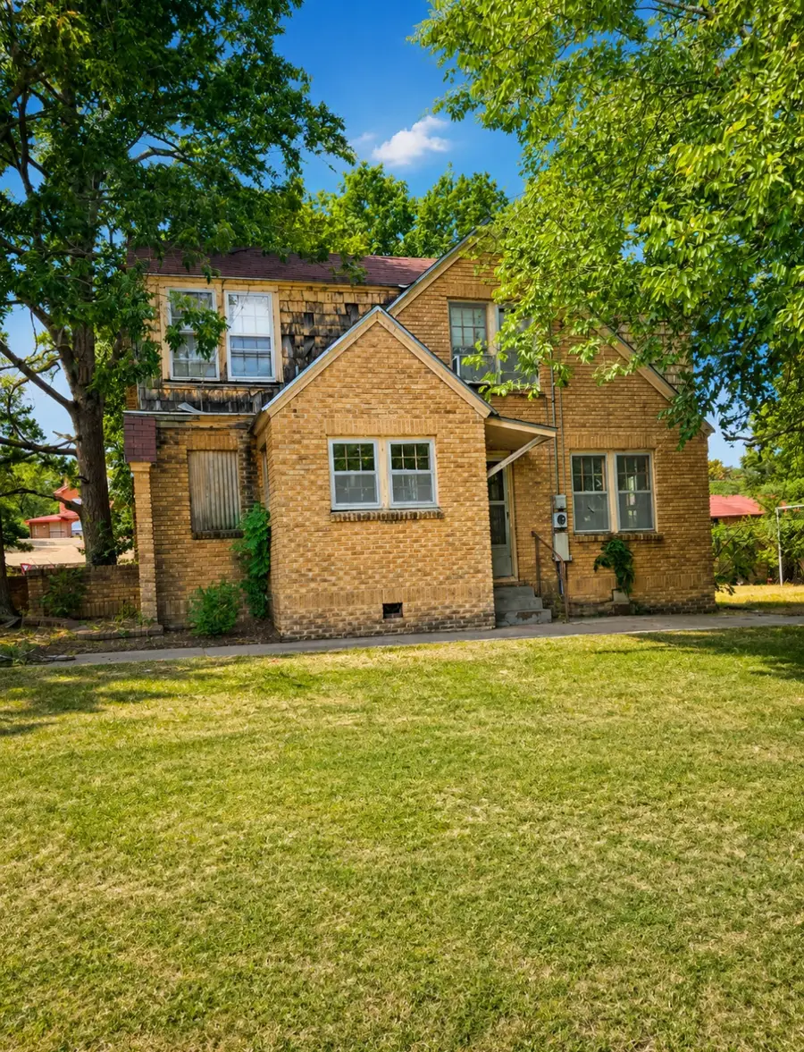 903 EW Sunset Drive, Wewoka, OK 74884 - #3