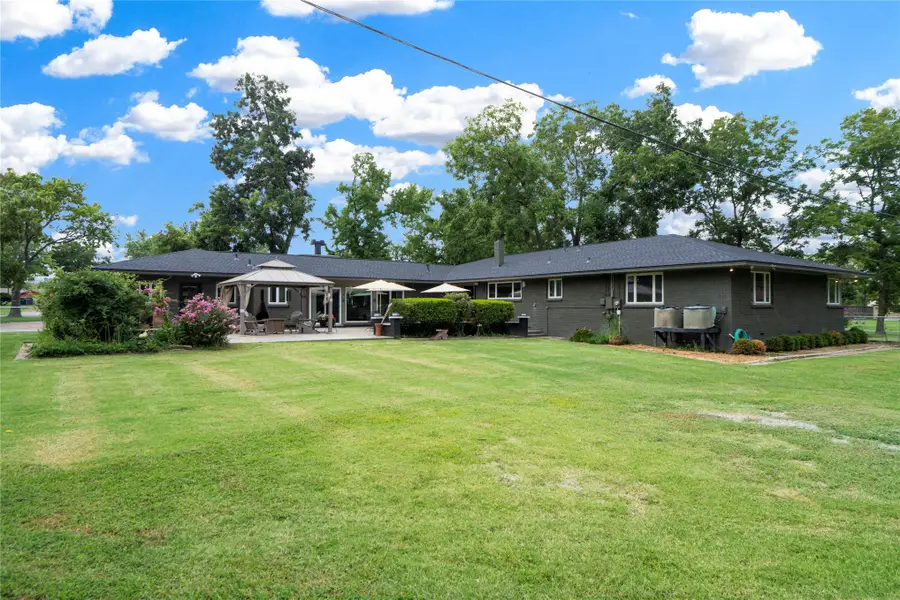 9402 E 16th Street, Tulsa, OK 74112 - #3