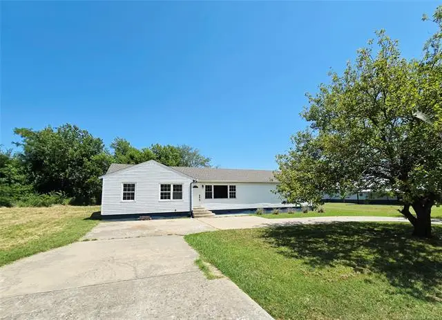 19271 S 4079 Road, Claremore, OK 74019 - #1
