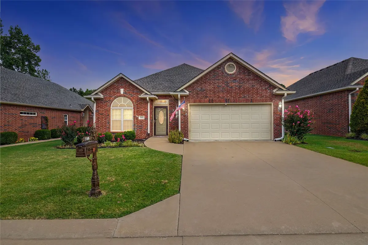 723 Woodland Avenue, Sapulpa, OK 74066 - #1