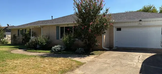 1110 N Meadow Drive, Ardmore, OK 73401 - #2