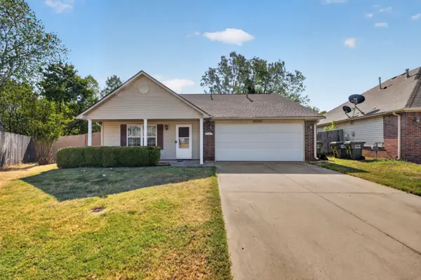 12014 E 115th Street N, Collinsville, OK 74021