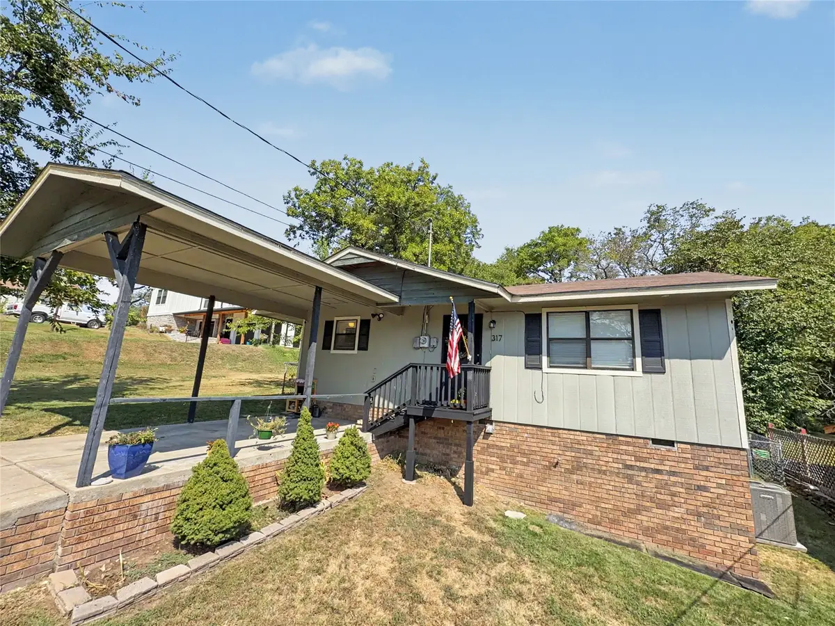 317 E South Street, Tahlequah, OK 74464 - #1