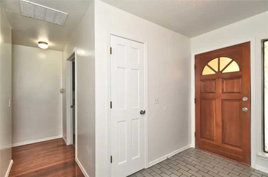 1521 E 75th Court, Tulsa, OK 74136 - #2