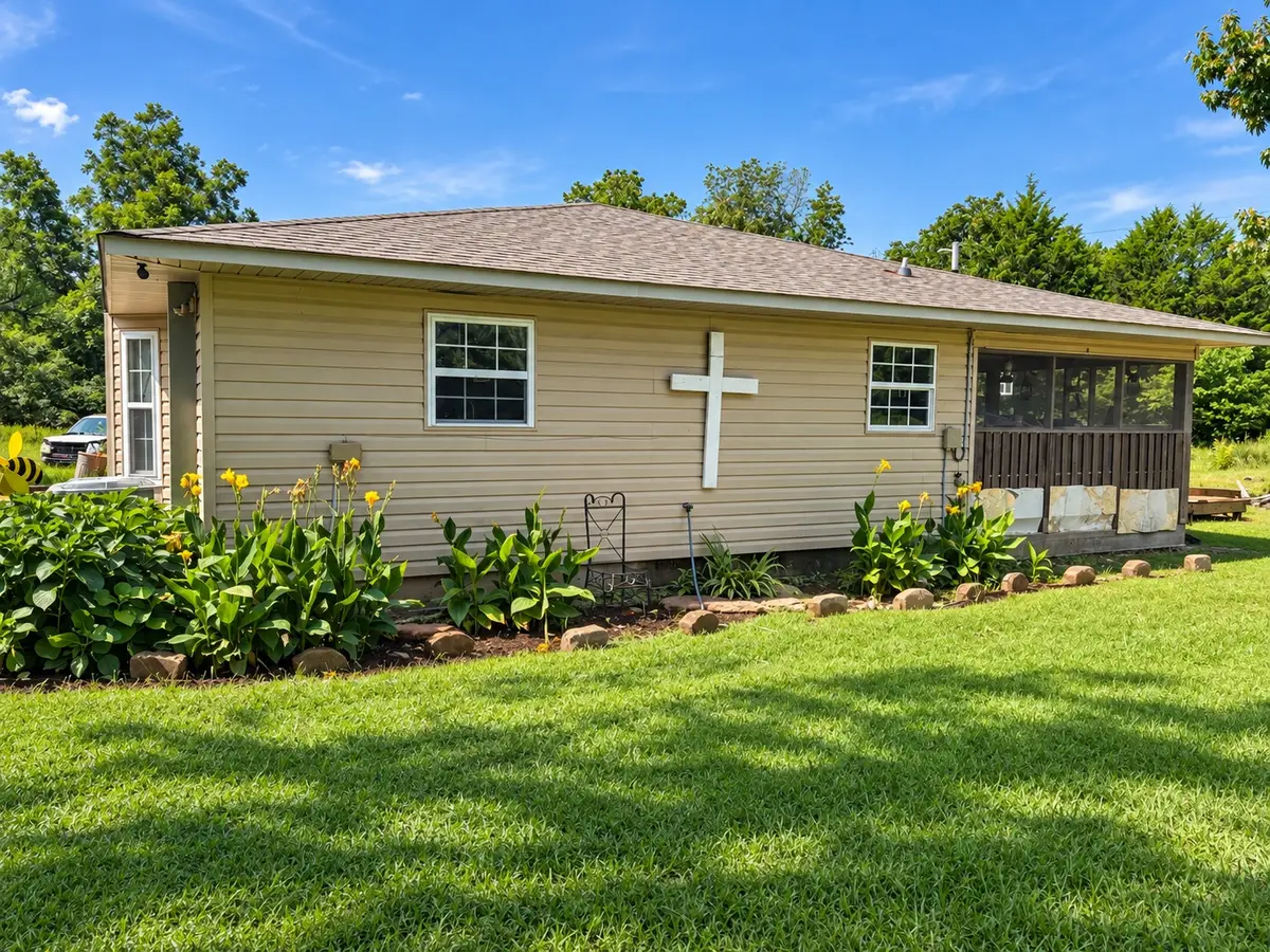 461212 E 846 Road, Stilwell, OK 74960 - #1