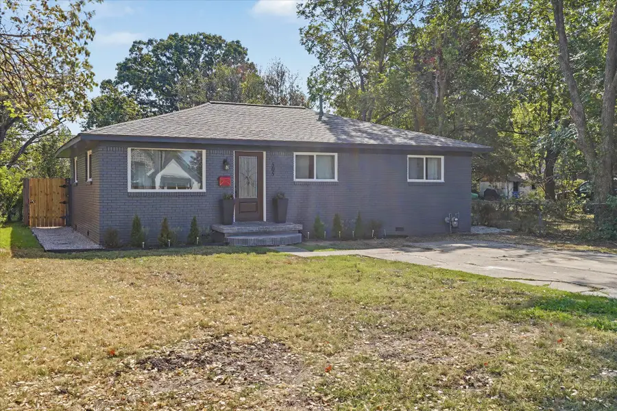 505 N Ross Street, Sapulpa, OK 74066 - #2