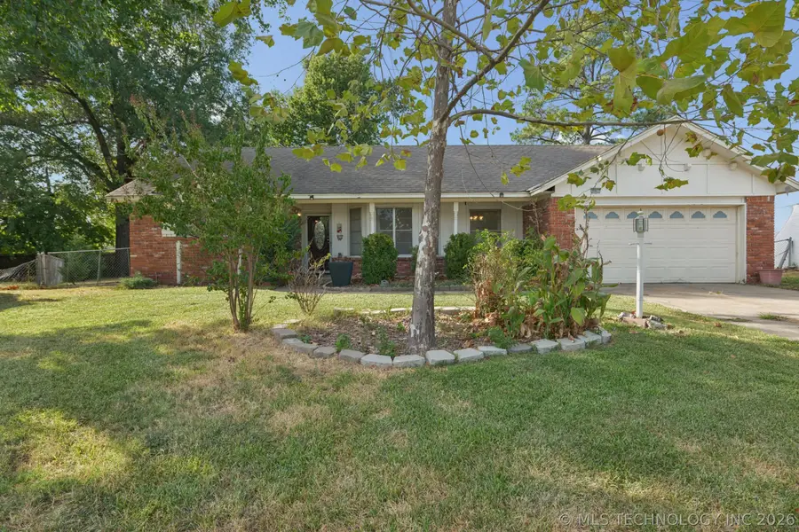 10817 E 26th Place, Tulsa, OK 74129 - #2
